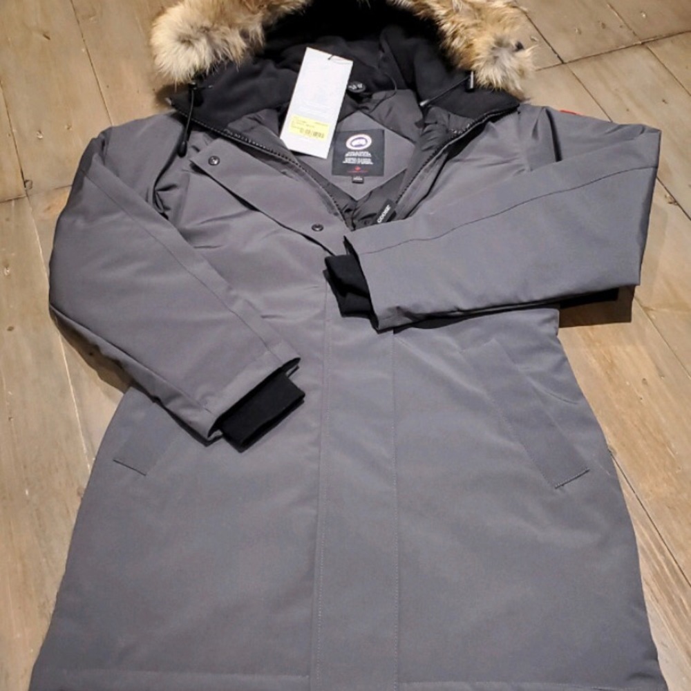 Brand New Victoria Canada Goose